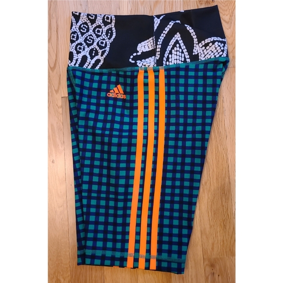New Adidas x FARM Rio Bike Shorts Size XS - Picture 6 of 15